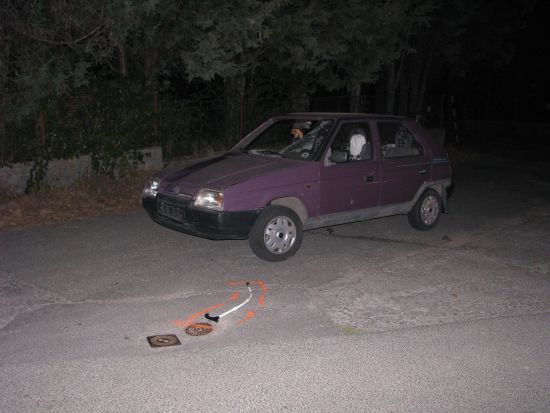 Tragická dopravná nehoda v Leviciach - vodič Škody Favorit zrazil dôchodcu na priechode + fotografie