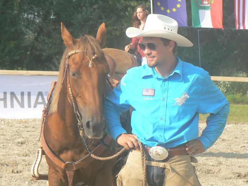 Anketa o najsexi levického športovca v kategórii mix - 4.kolo