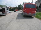 Dopravná nehoda v obci Tehla, chlapca odhodilo pred autobus, 4.5.2012