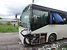 Medzi Bohunicami a Pukancom sa zrazil autobus s Aviou, 10.4.2014