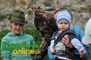 Deti a poľovníci pod hradom 2011