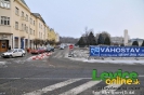Nový kruhový objazd okolo Nám. hrdinov v Leviciach