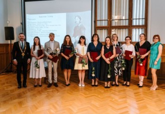 Nitriansky samosprávny kraj ocenil najlepších zdravotníckych pracovníkov z regiónu
